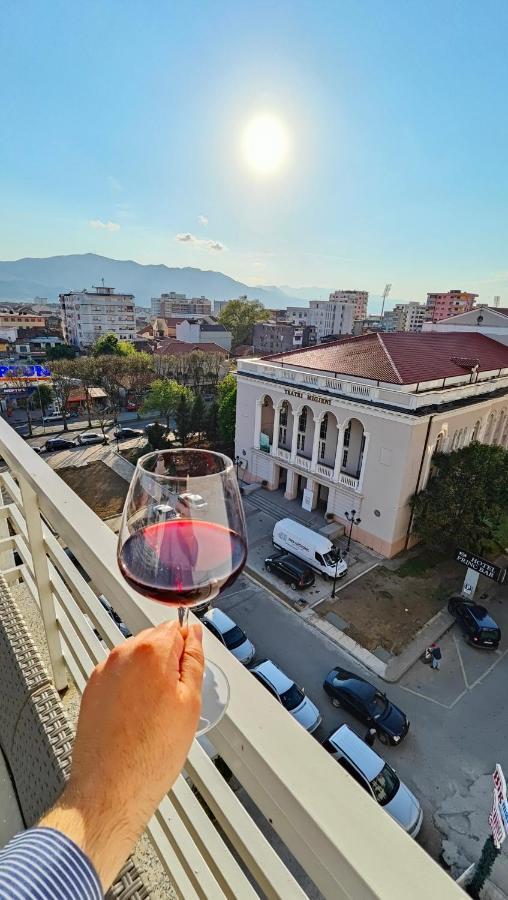 Appartamento Aria Con Vista Sul Teatro Migjeni Szkodra Zewnętrze zdjęcie