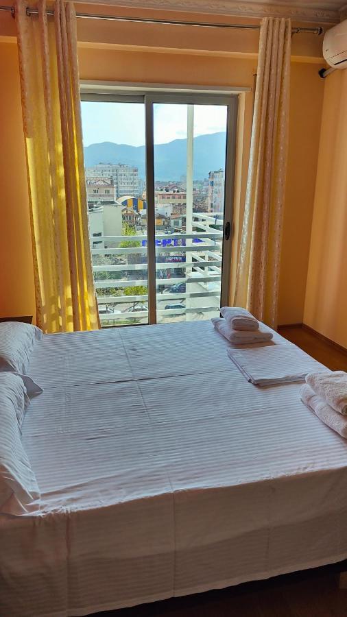 Appartamento Aria Con Vista Sul Teatro Migjeni Szkodra Zewnętrze zdjęcie